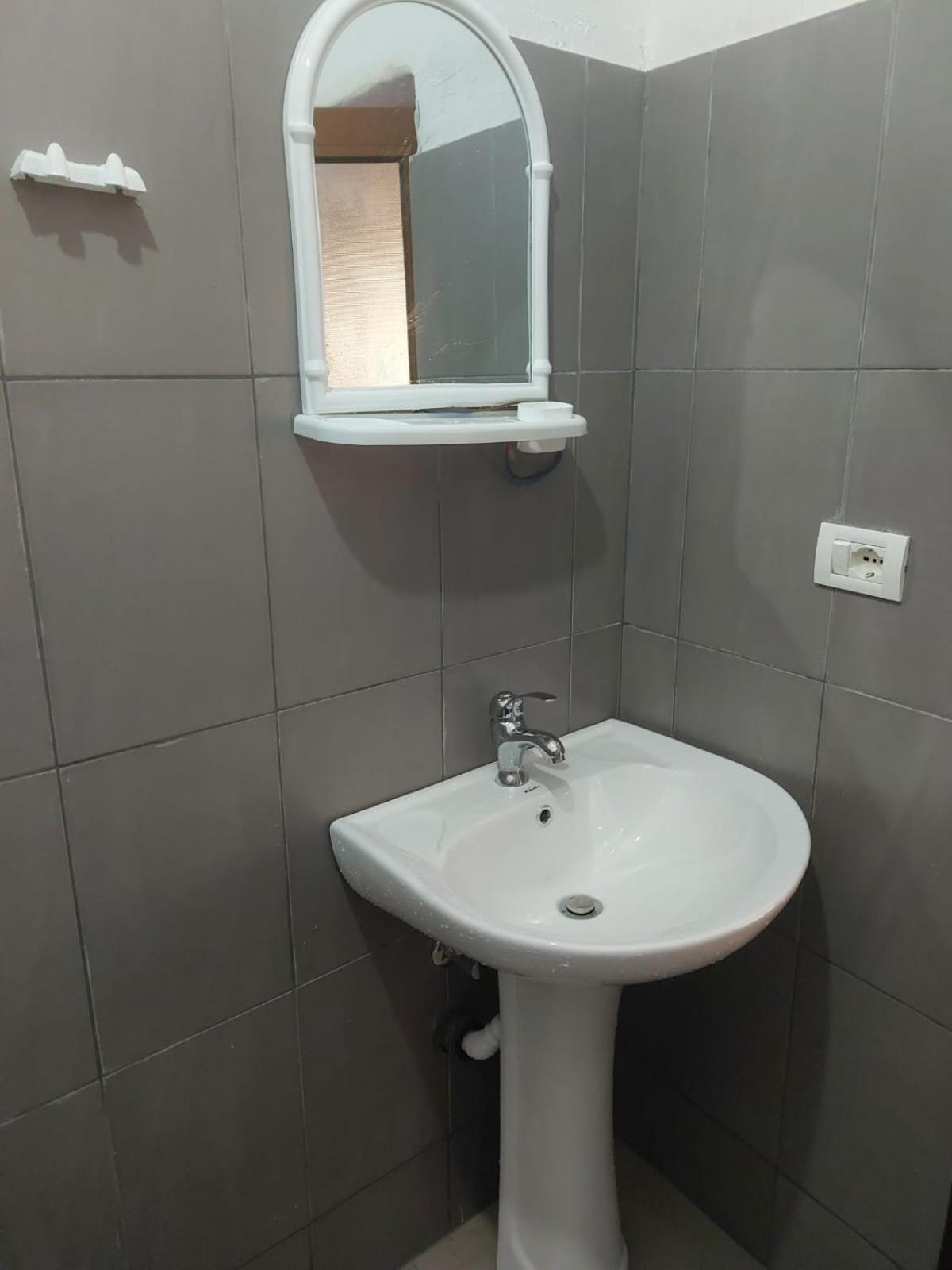 Guest House Xhaferaj Berat Luaran gambar