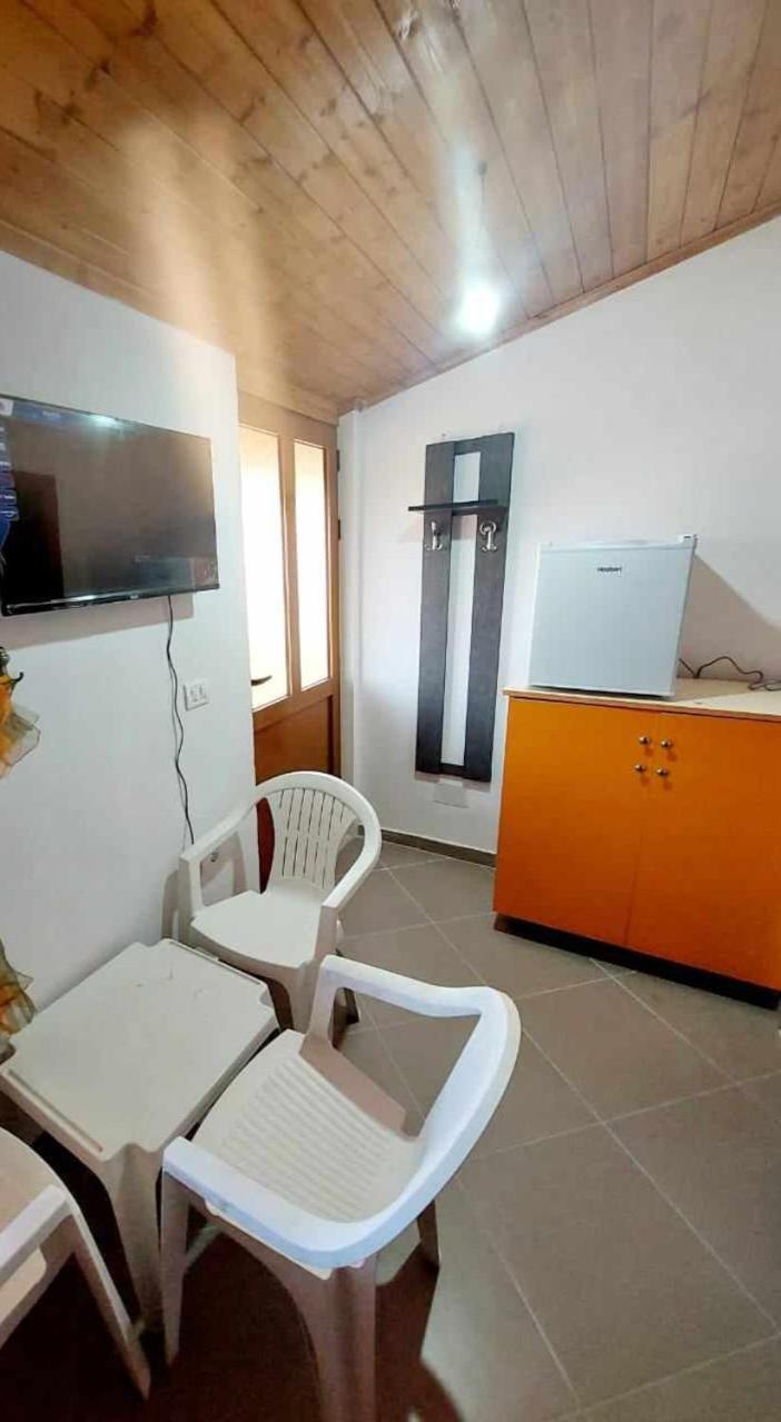 Guest House Xhaferaj Berat Bilik gambar